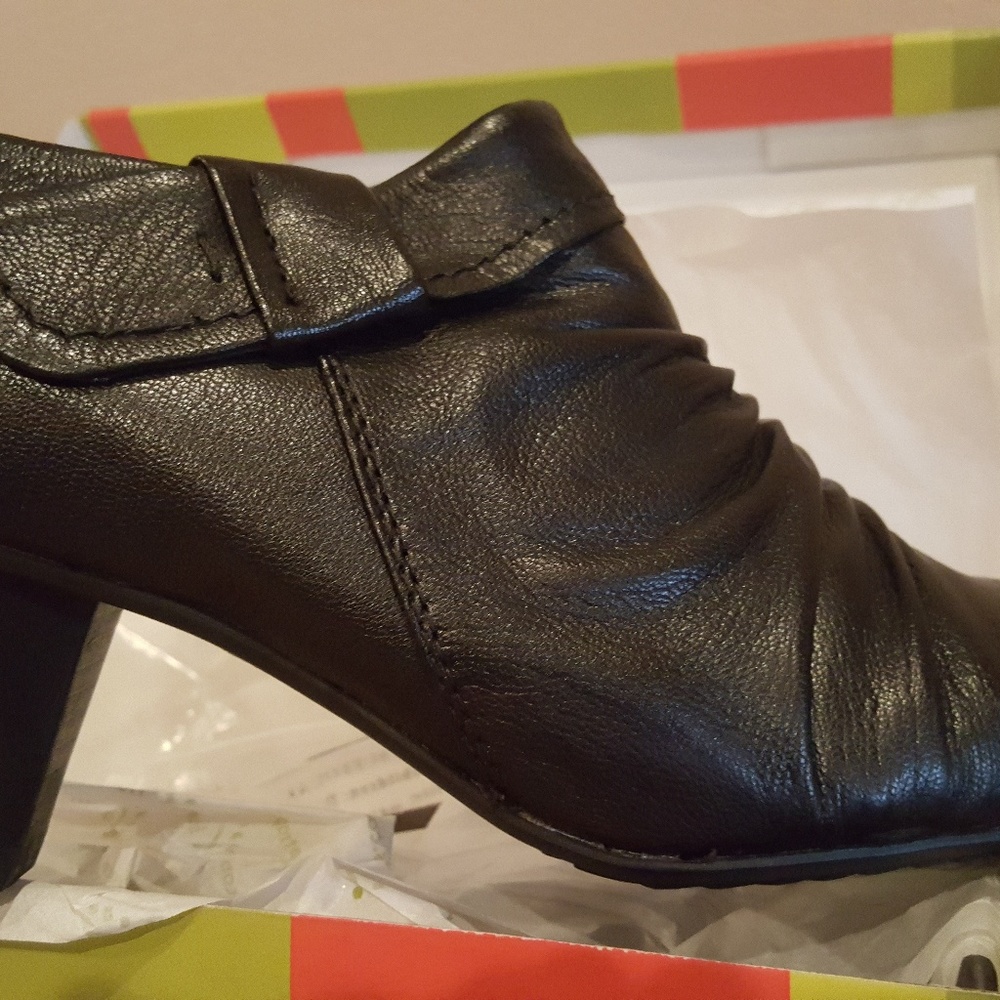 Bare Traps Black Bootie